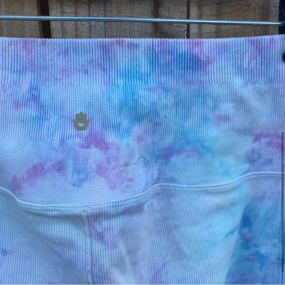 Spiritual gangster tie dye leggings - Picture 4 of 6